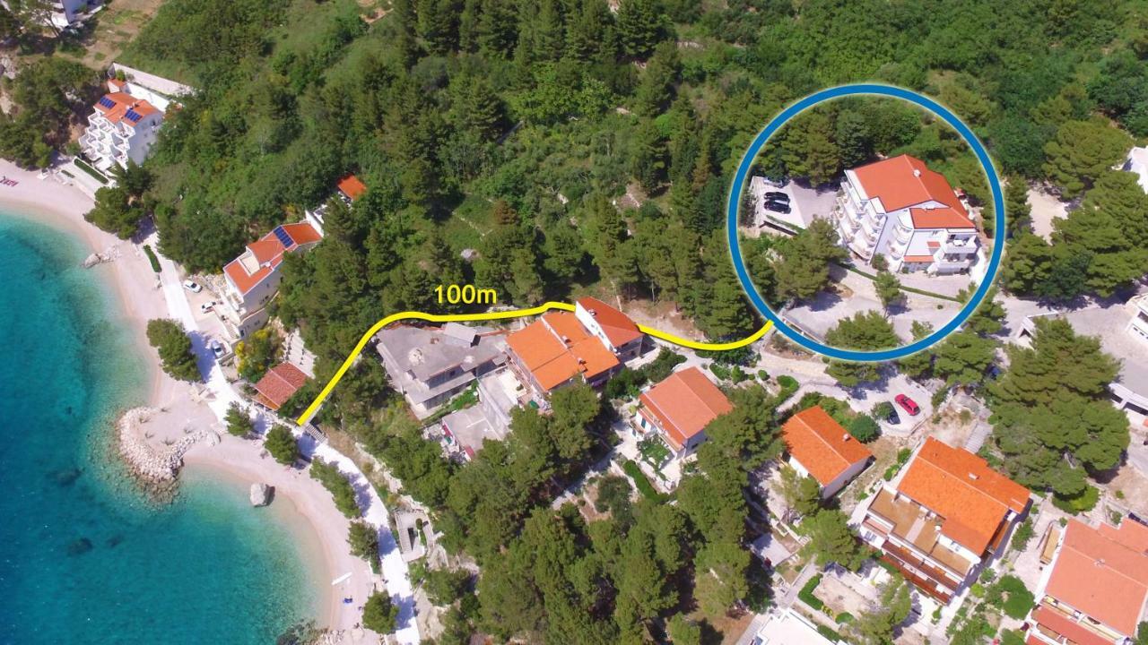 Sea View Apartment Gin Брела Екстериор снимка